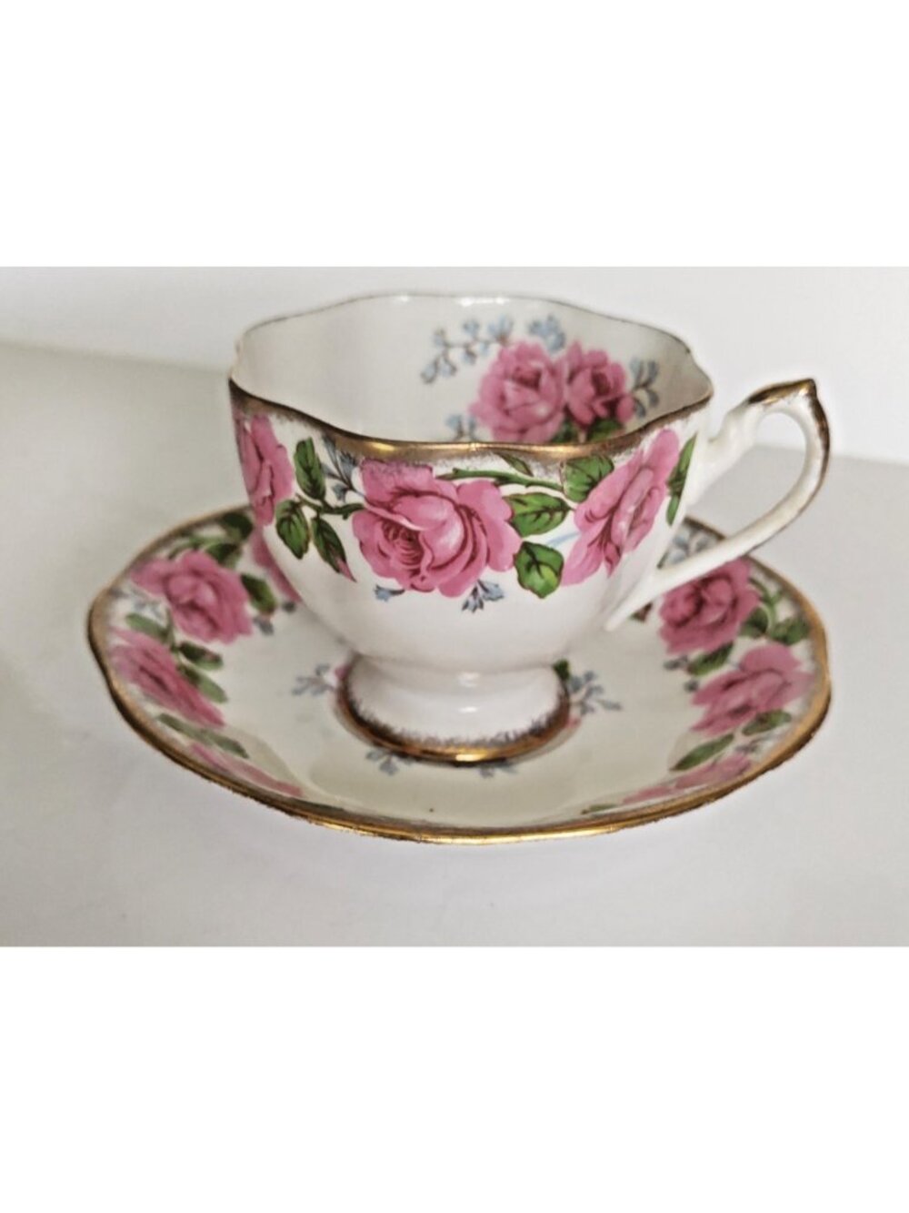 Queen Anne Lady Alexander Rose Tea Cup & Saucer set